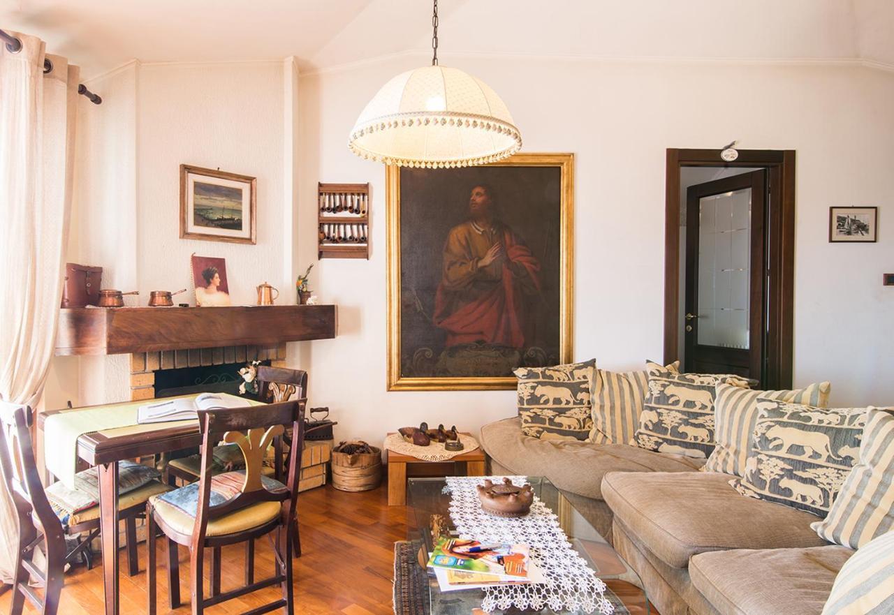 La Mansarda Delle Meraviglie B&B Superior Триест Экстерьер фото