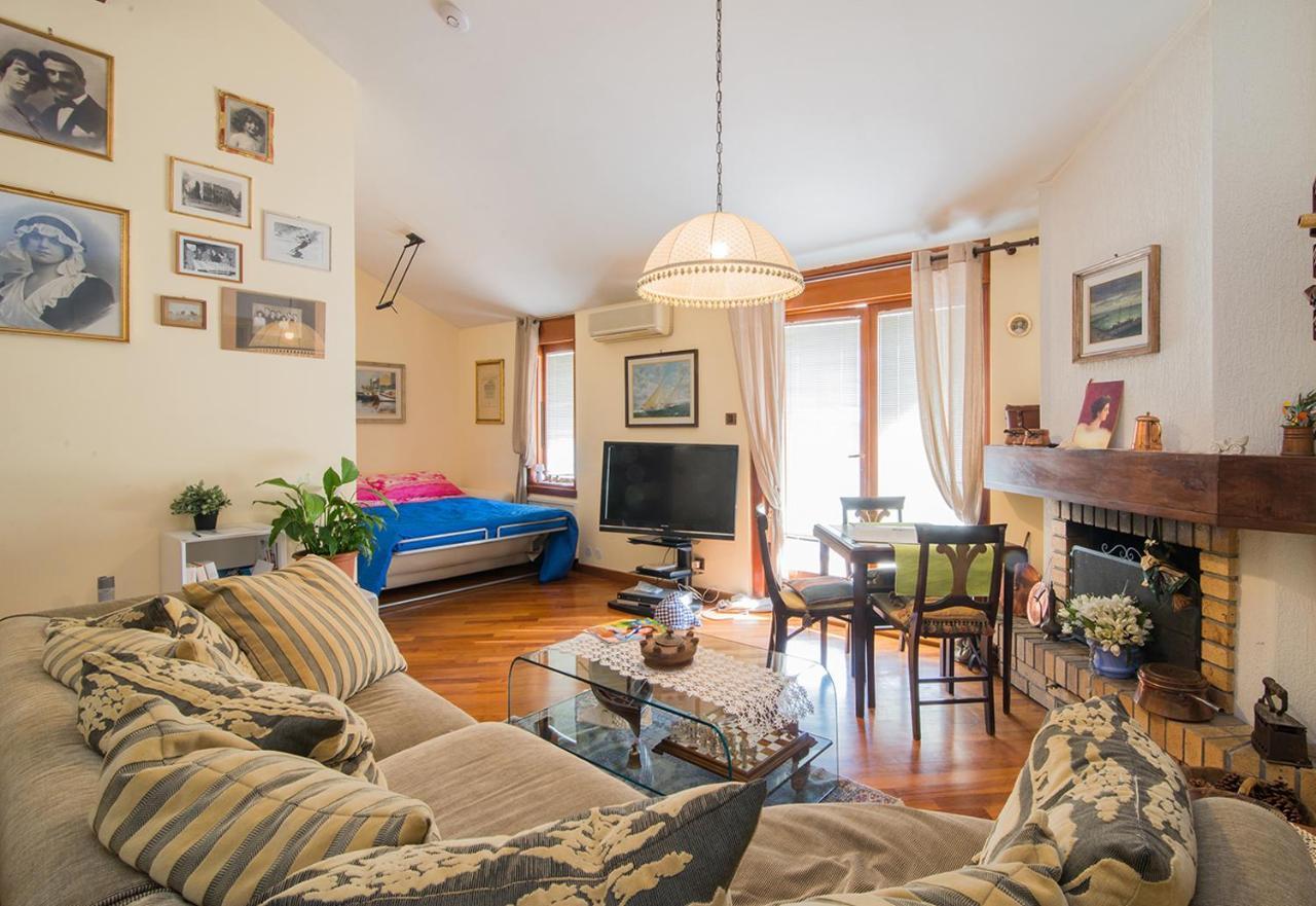 La Mansarda Delle Meraviglie B&B Superior Триест Экстерьер фото