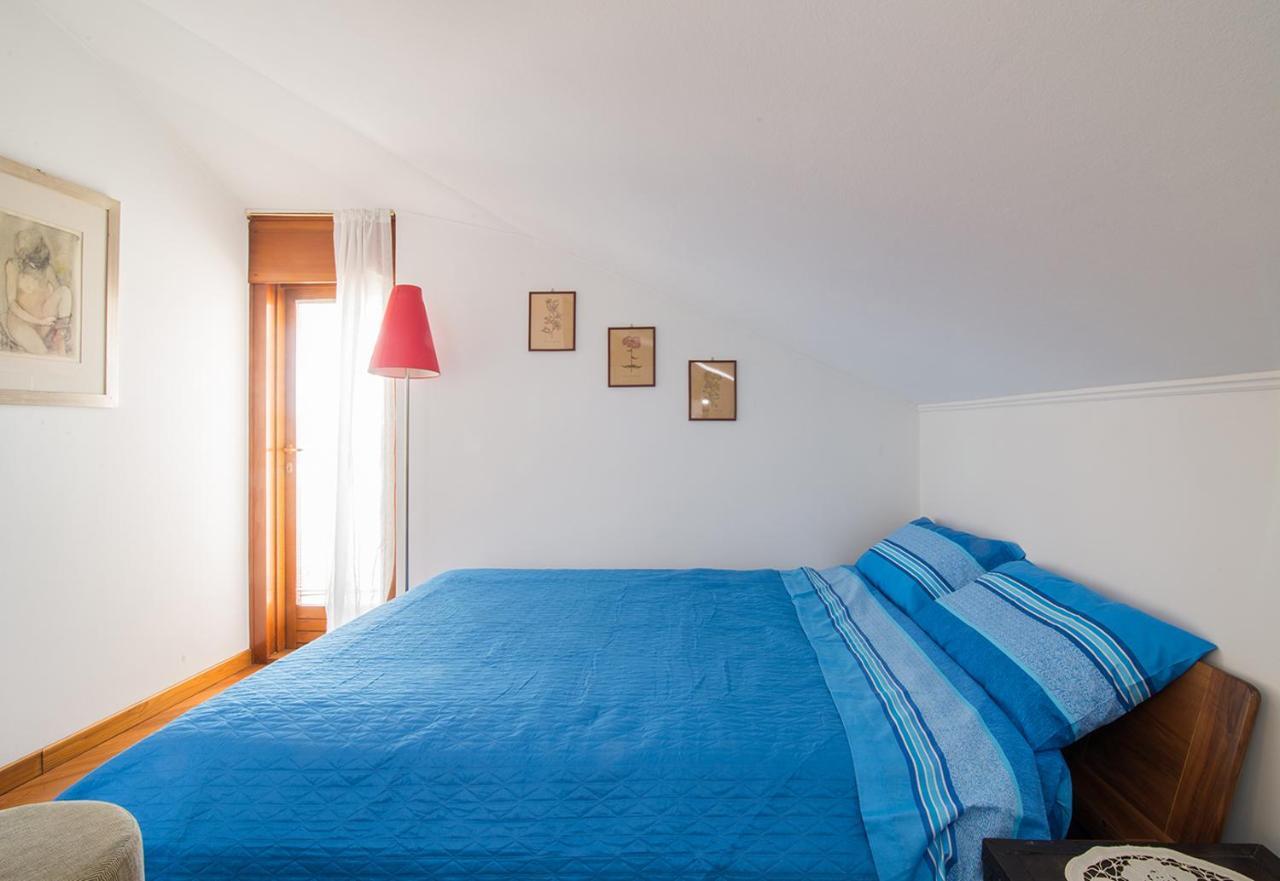 La Mansarda Delle Meraviglie B&B Superior Триест Экстерьер фото